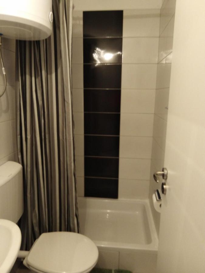 Apartments Melly ซาโอสโตรก ห้อง รูปภาพ