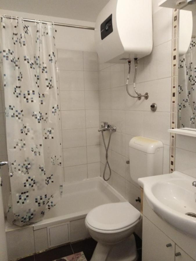Apartments Melly ซาโอสโตรก ห้อง รูปภาพ